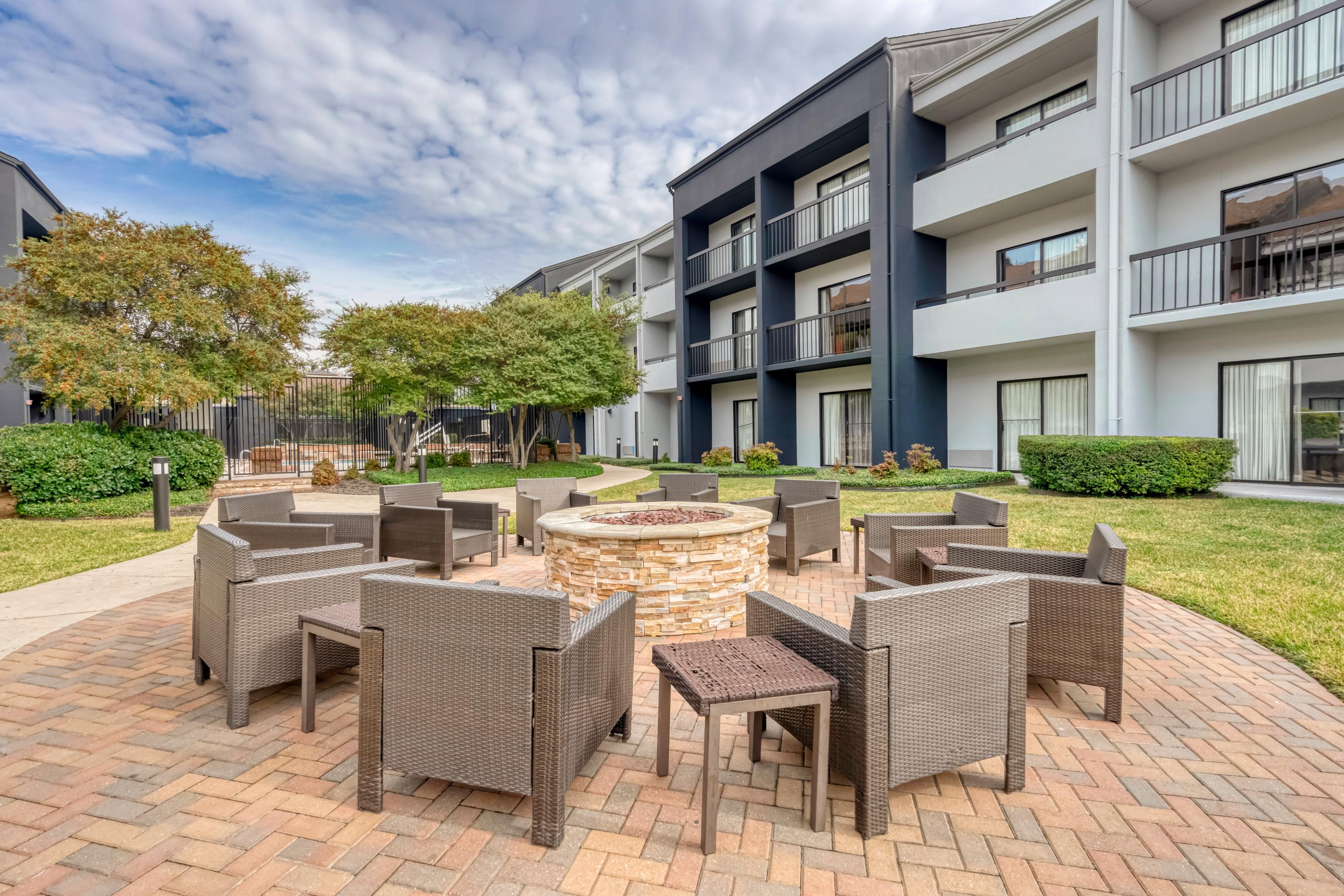 Country Inn & Suites By Radisson, Dallas-Love Field Dış mekan fotoğraf